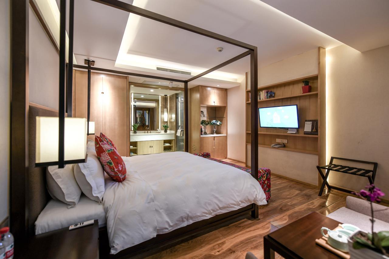Water Hotel, Пиняо Екстериор снимка